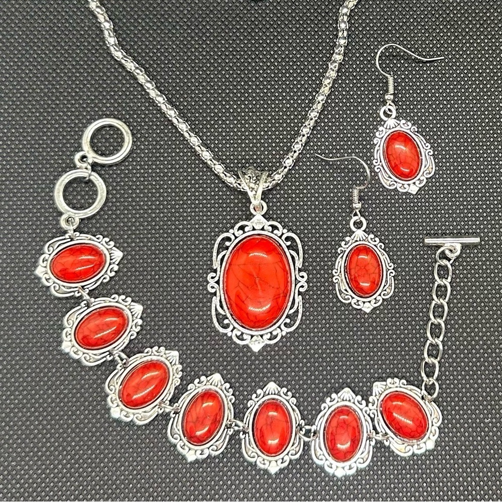 STUNNING Vintage Style Red Coral/Jasper SilverTone Necklace Bracelet Earring Set